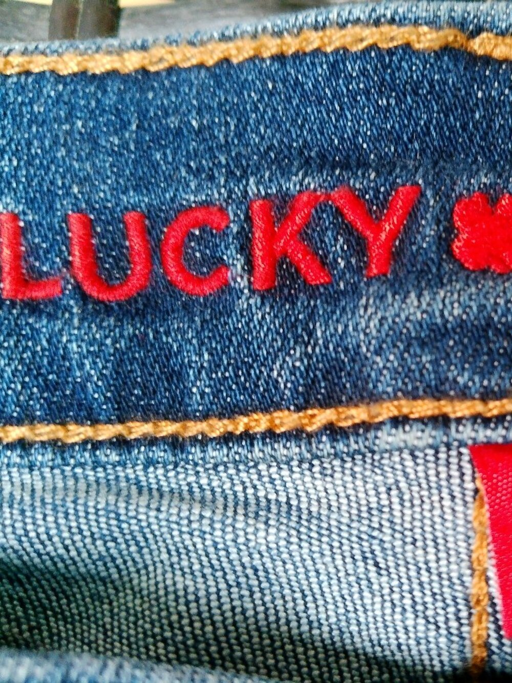 LUCKY BRAND JEANS SIZE 30X30 FLARE LEG GOOD CONDITION - Picture 4 of 8